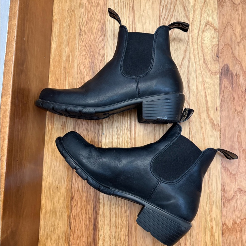 Blundstone Black Heeled Boots